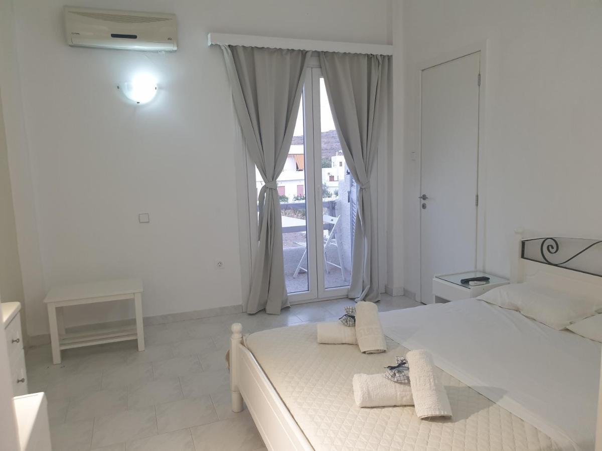 Syros Holidays Vari  ภายนอก รูปภาพ