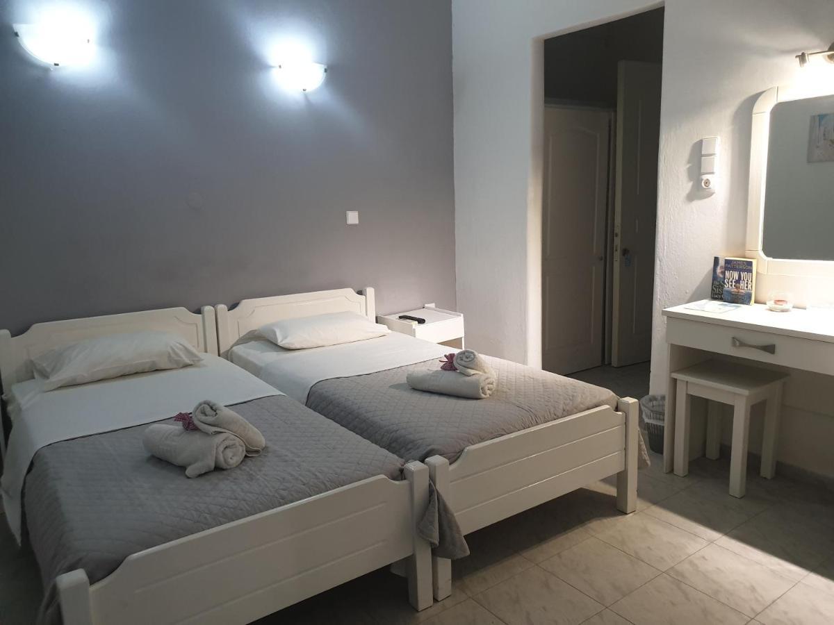 Syros Holidays Vari  ภายนอก รูปภาพ