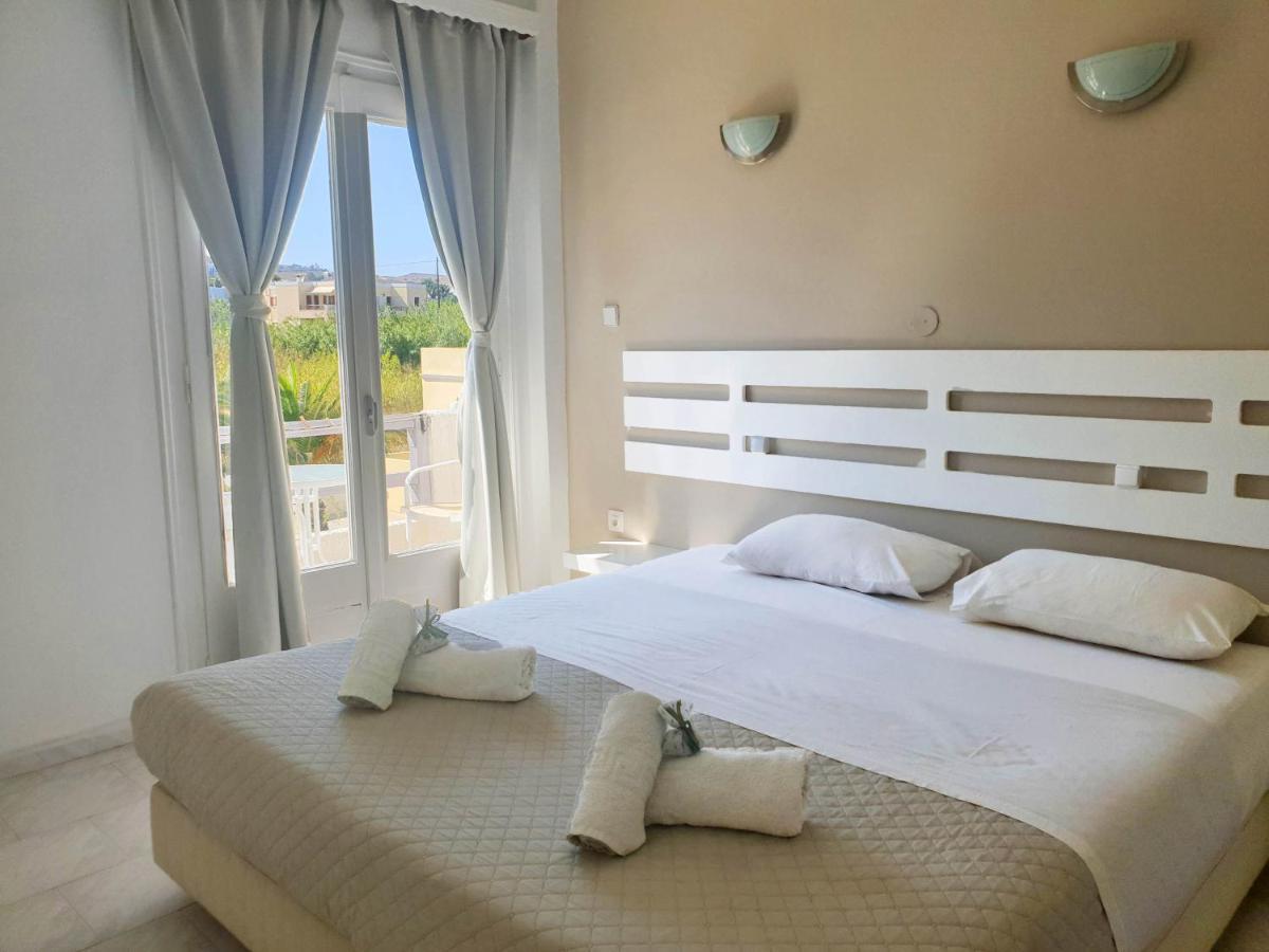 Syros Holidays Vari  ภายนอก รูปภาพ