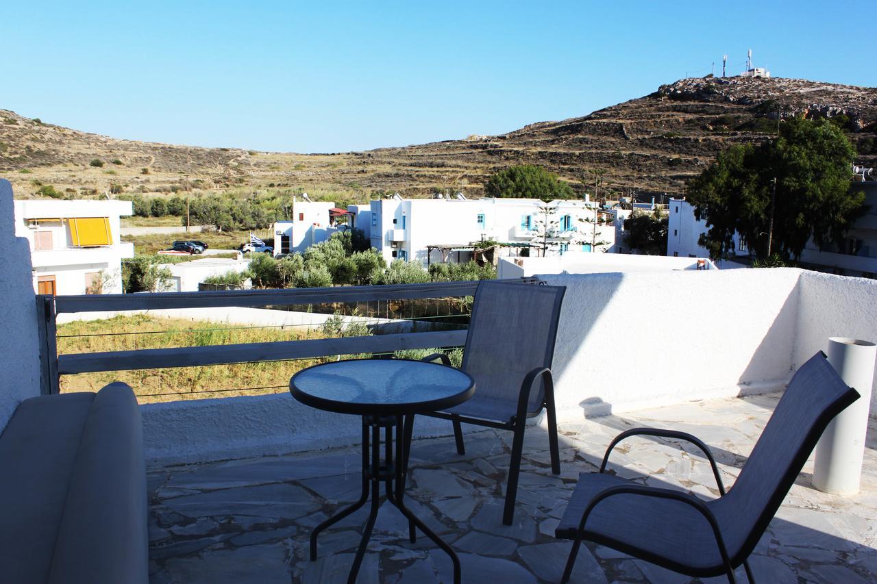 Syros Holidays Vari  ภายนอก รูปภาพ